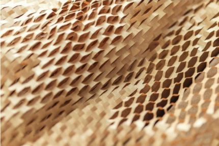 Iepakošanas papīrs, 50 cm x 100 m, šūnots, brūnā krāsā Iepakošanas papīrs, 50 cm x 100 m, šūnots, brūnā krāsā